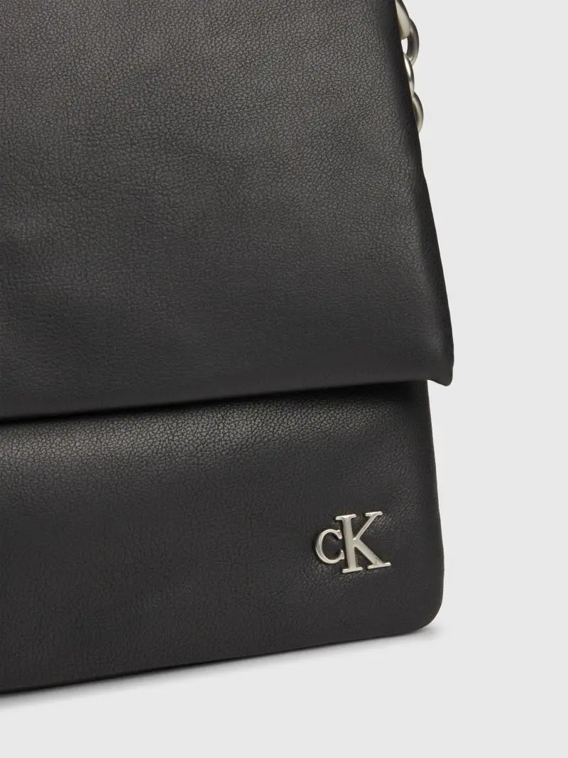 Γυναικεία Τσάντα Calvin Klein Micro Mono Ew Flap25 PU K60K611947-0GR Μαύρη