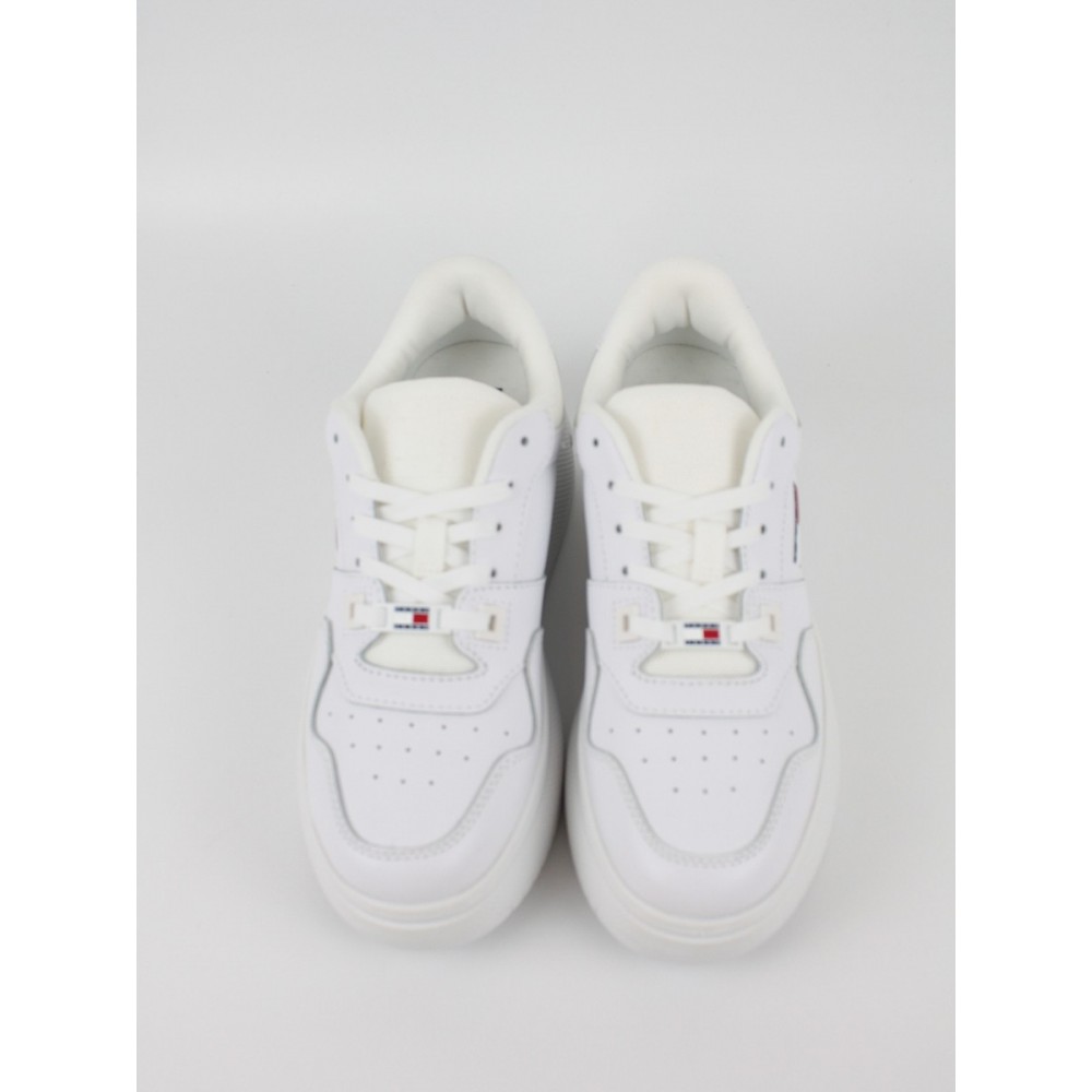 Women Sneaker Tommy Hilfiger TjwRetro Basket Flatform Ess EN0EN02506-YBS White