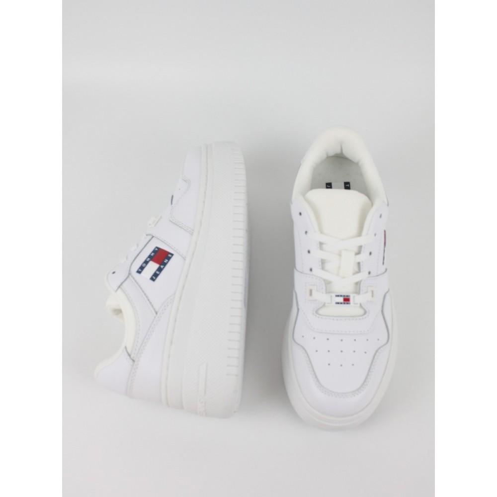 Women Sneaker Tommy Hilfiger TjwRetro Basket Flatform Ess EN0EN02506-YBS White